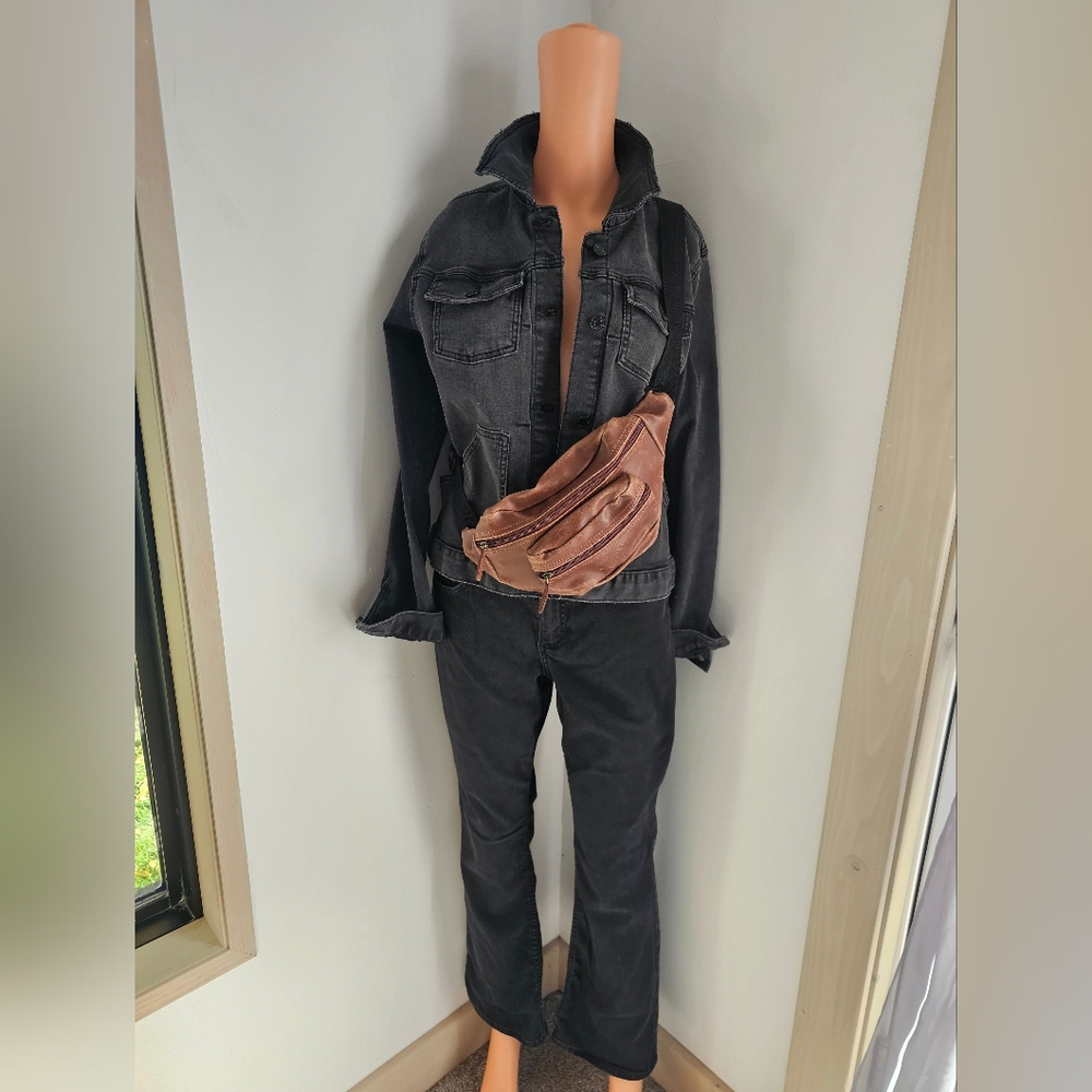BASS PRO SHOPS Vegan Leather Belt Bag Fannyback Crossbody